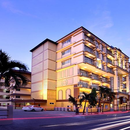 Victoria Nimman Hotel Chiang Mai Extérieur photo