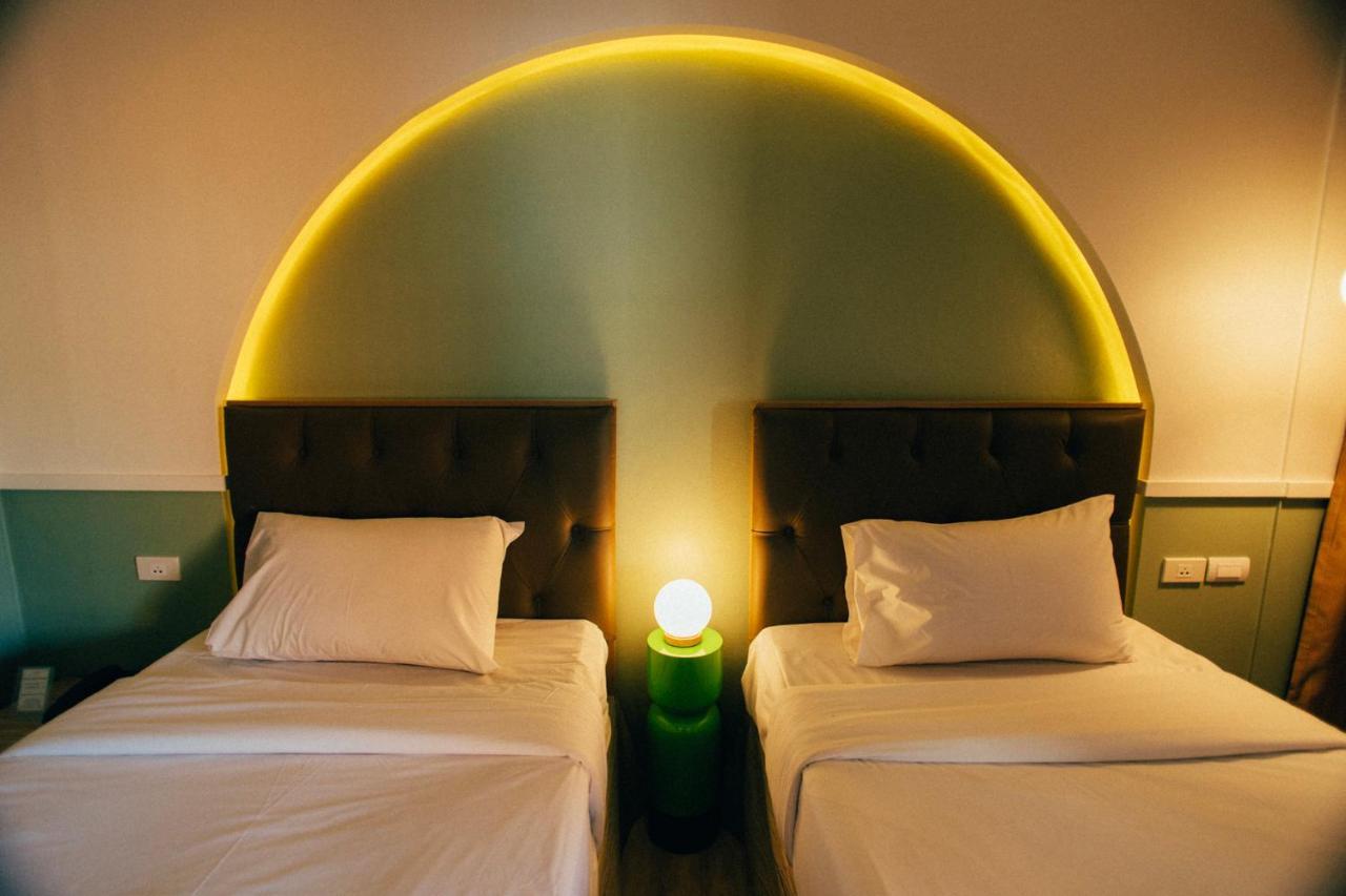 Victoria Nimman Hotel Chiang Mai Extérieur photo