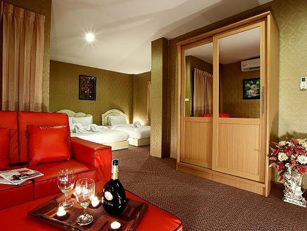 Victoria Nimman Hotel Chiang Mai Extérieur photo